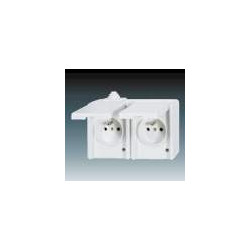 Zásuvka 2x   IP44...