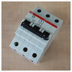 Jistič S193 B  10A/3/B...